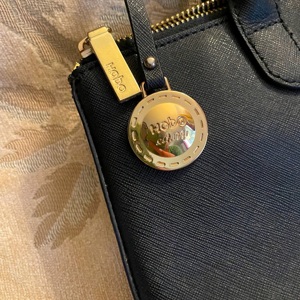 HOBO INTERNATIONAL Black Leather Handbag - Picture 5 of 15